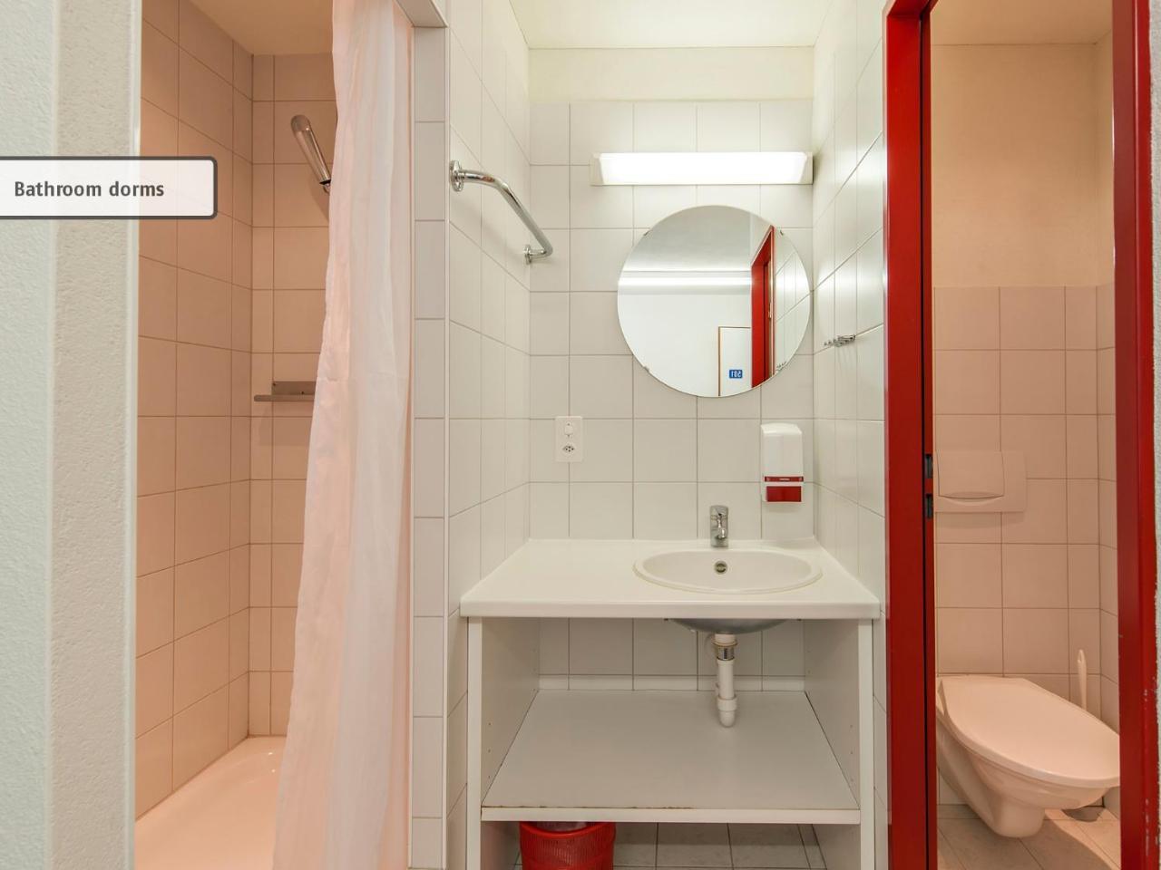 Hostel Inn Lodge 첼레리나 객실 사진