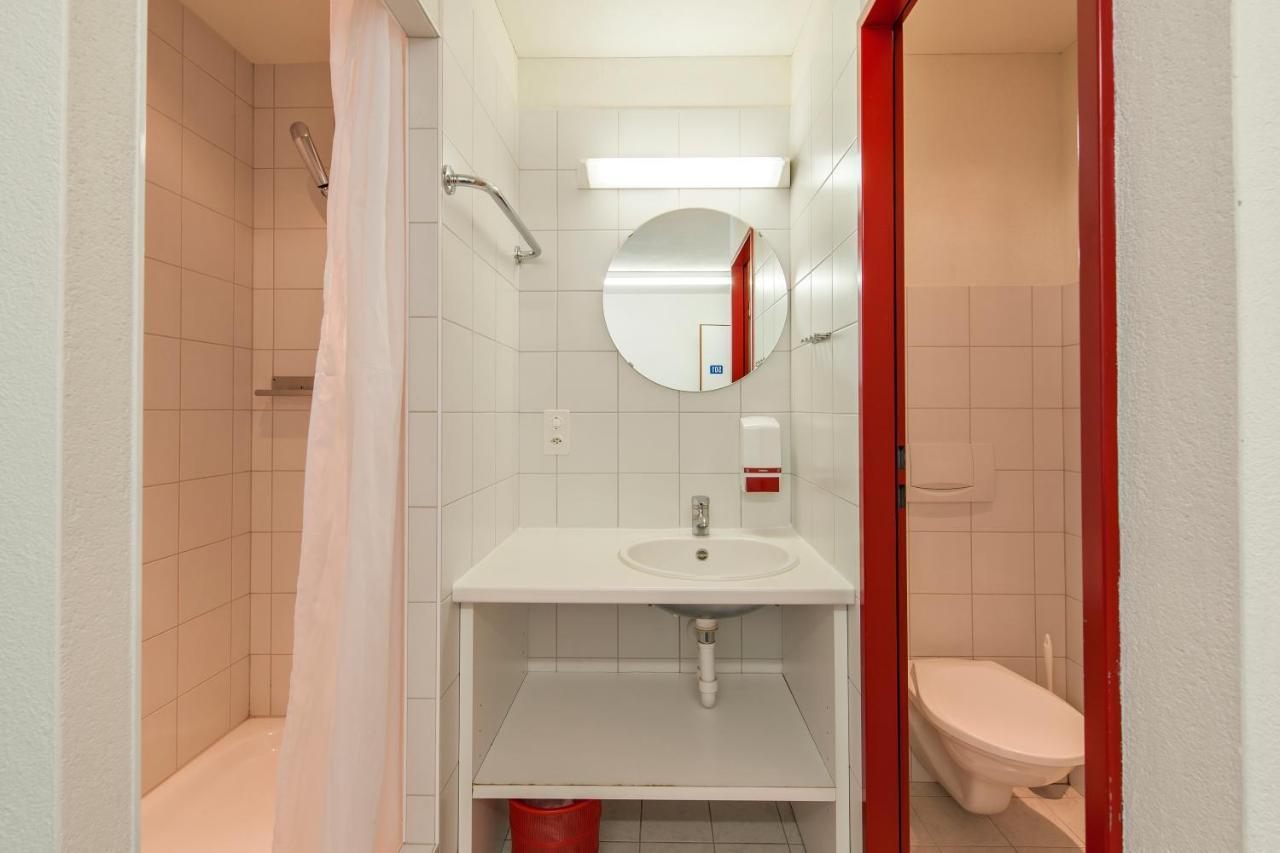 Hostel Inn Lodge 첼레리나 외부 사진
